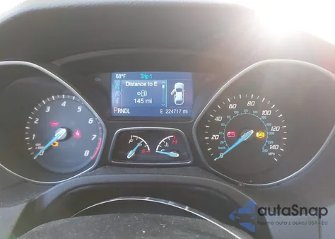 2014 Ford Focus Se z USA, uszkodzony, nr VIN 1FADP3F28EL429521